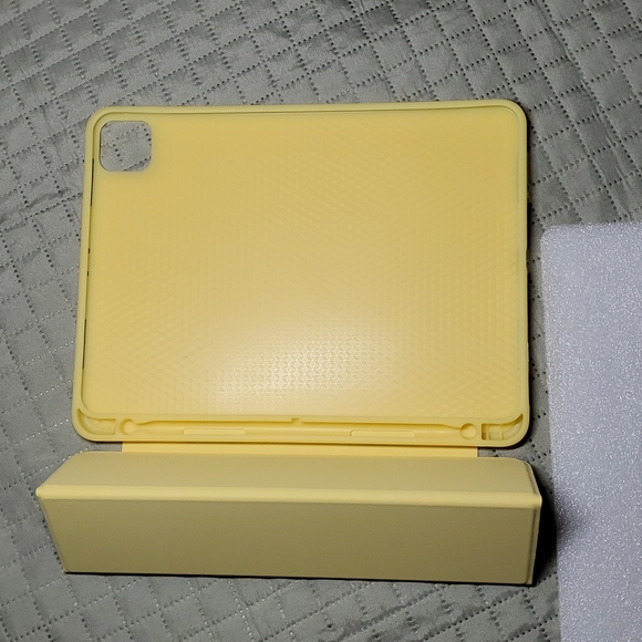 iPad Pro 11 Case 2020 2nd Generation - Picture 3 of 6